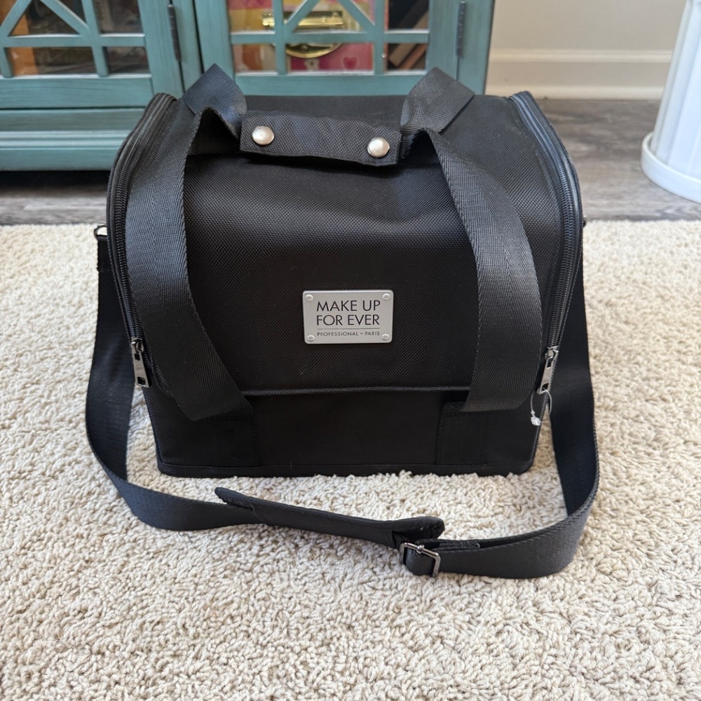 Make Up For Ever Carry Case W/ Strap